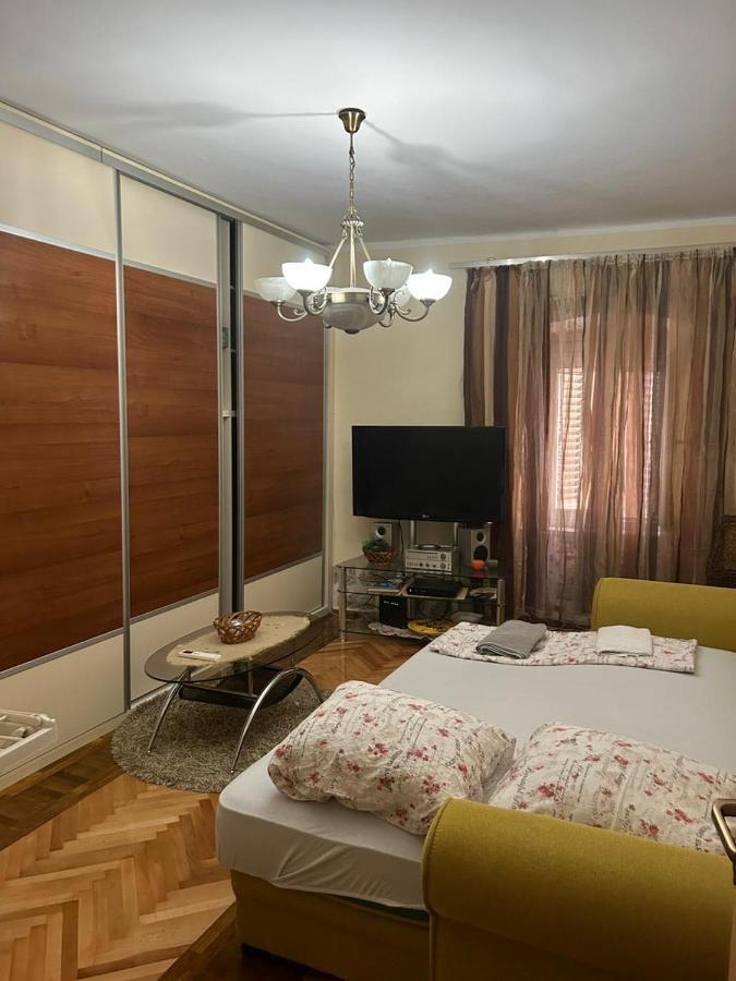 Apartments Bella Котор Екстериор снимка