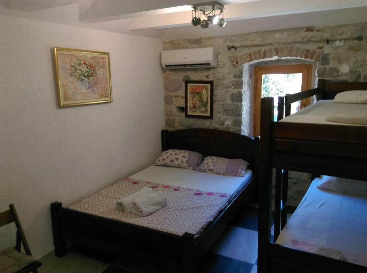 Apartments Bella Котор Екстериор снимка